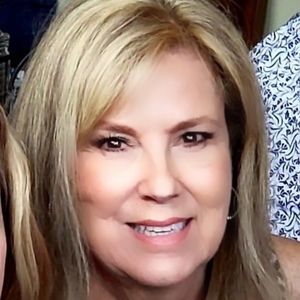 Meet your Posher, Carla